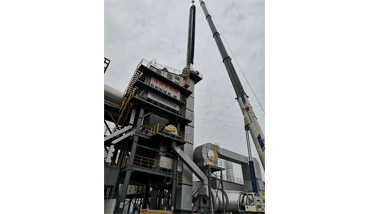 Our staff are installing Asphalt Mixing Plant.